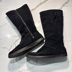 UGG Emerie Women’s Black Leather Suede Tall Moccasin Boots Zipper Tassels 10